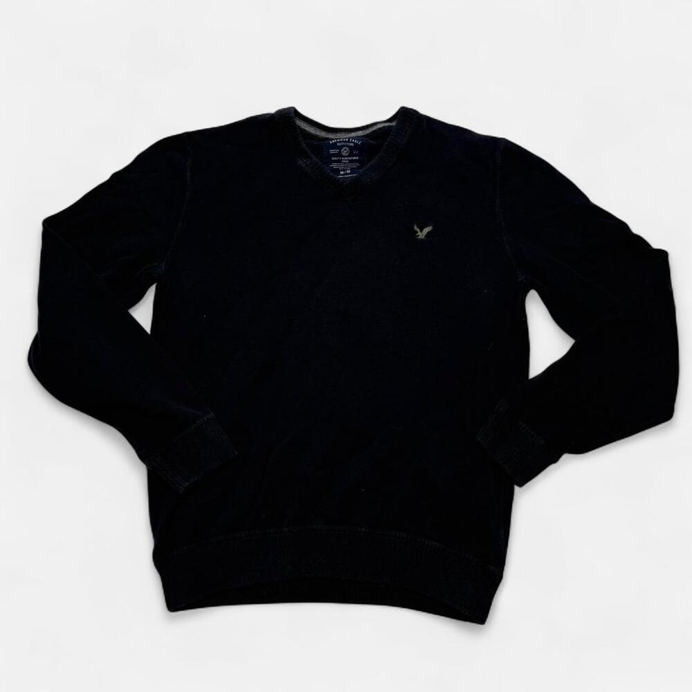 American Eagle Navy V-Neck Knit Sweater Medium Classic Casual Men’s Layering